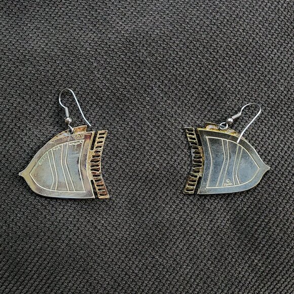 Claire's Tropical Fish Drop Dangle Earrings - Picture 6 of 7